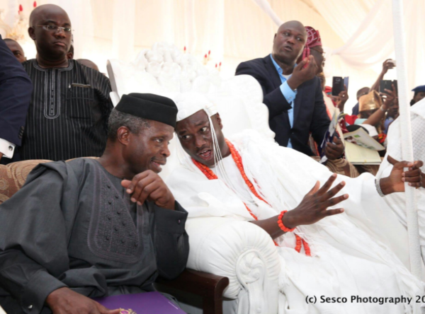 2 guys having an argument